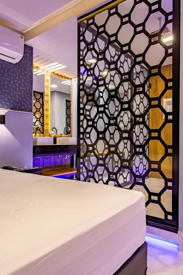 Drops Motel Brasilia Нуклео-Бандейранти Экстерьер фото