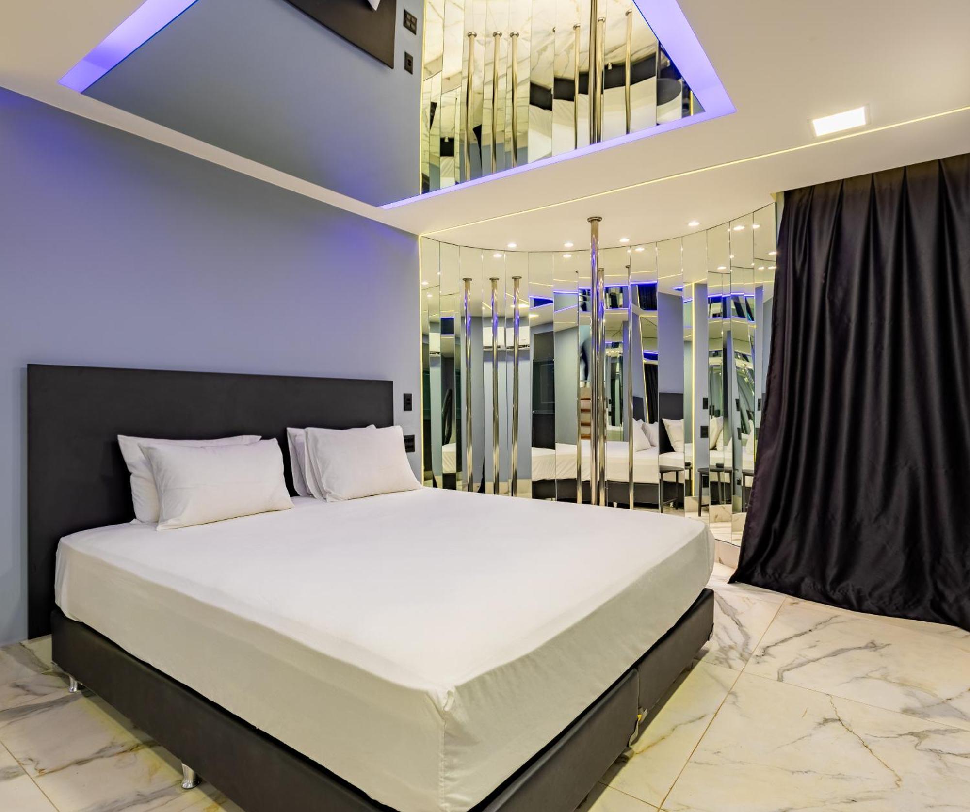 Drops Motel Brasilia Нуклео-Бандейранти Экстерьер фото